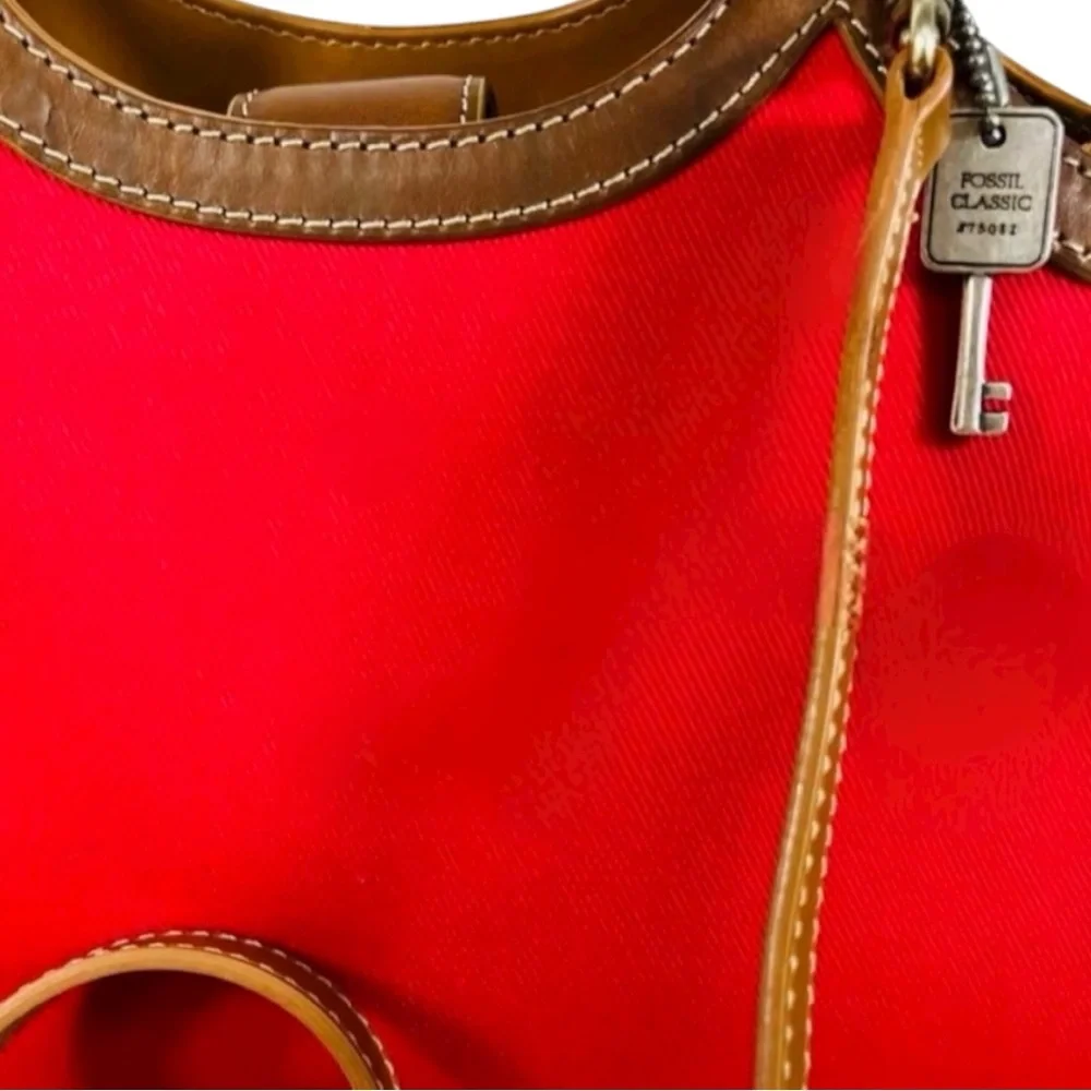 Fossil Classic #75082 Red Canvas & Leather Satchel Tote Bag Vintage Key Charm - Picture 3 of 11